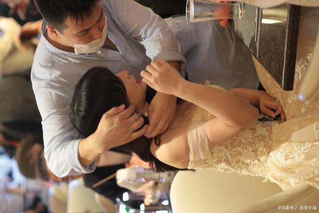 女秘书系列的相关介绍