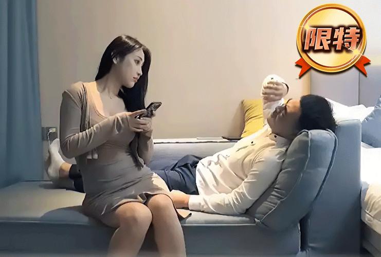 欧美一区二区三区高潮喷手的相关介绍