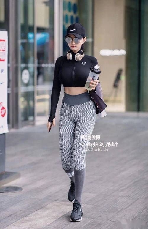 国产精品18久久久久久人的相关介绍