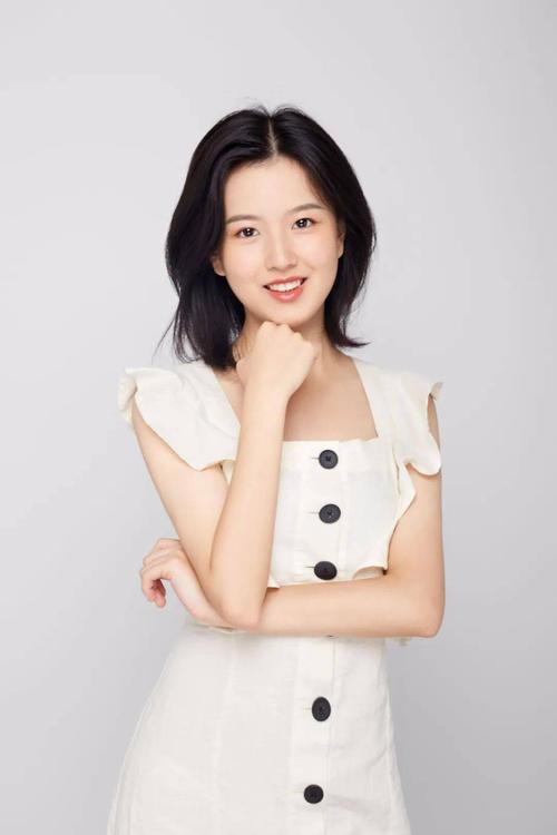 根据您的要求，生成SEO标题如下：

**少妇熟女综合一区精品推荐：风韵熟女高清写真与情感故事合集**